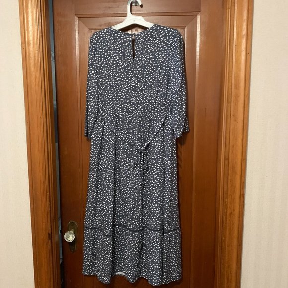 NWT Isabel Maternity by Ingrid & Isabel Blue Polka Dot Midi Tie Dress Size M - Picture 4 of 14